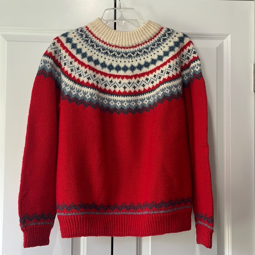 Vintage Dale of Norway Woman's Medium Pullover Sweater